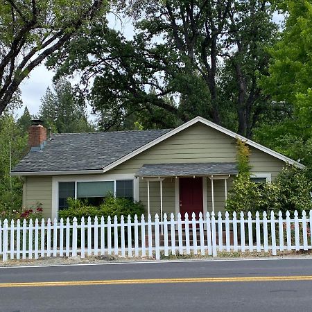Vans Yosemite Garden Cottage Гровленд Экстерьер фото